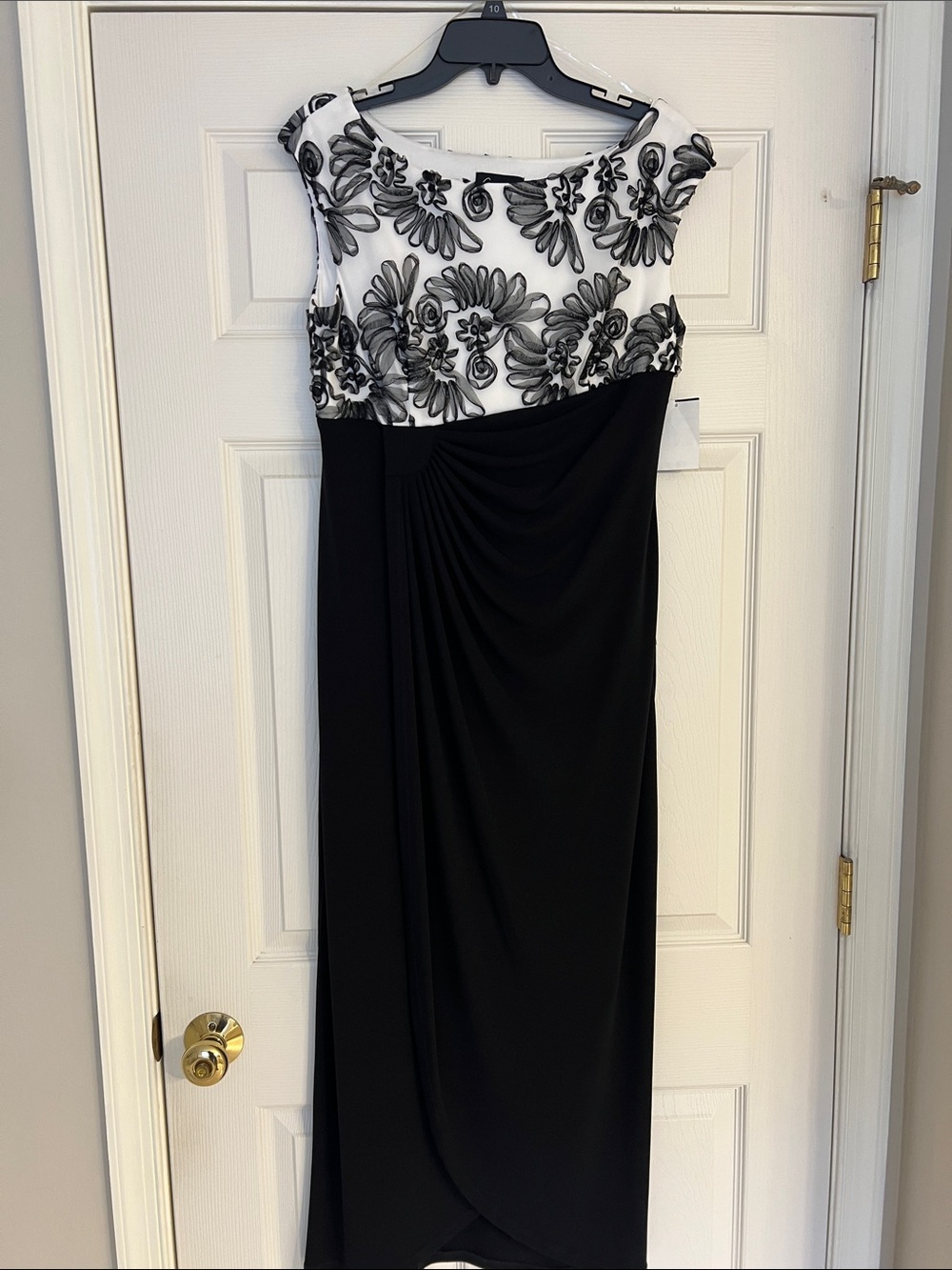 connected apparel Black and White Floral Embroidered Evening Dress